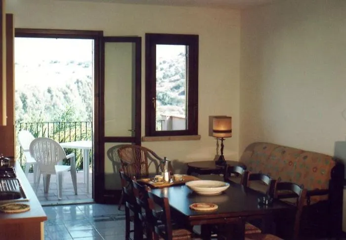 Baia Arcile 公寓 *