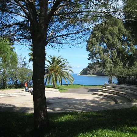 Giardini Di Baia Arcile